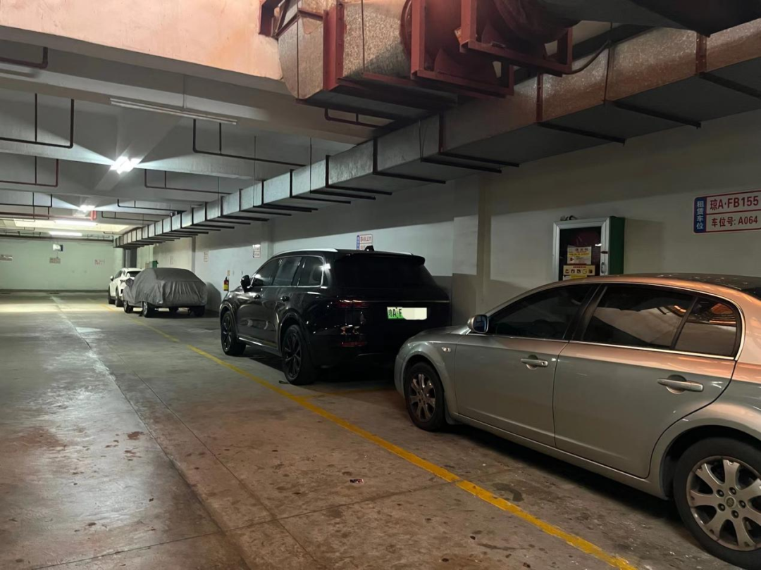 人居要聞|海口小區(qū)停車費(fèi)大漲調(diào)查：開發(fā)商后悔漲晚了，職能部門執(zhí)法無據(jù)